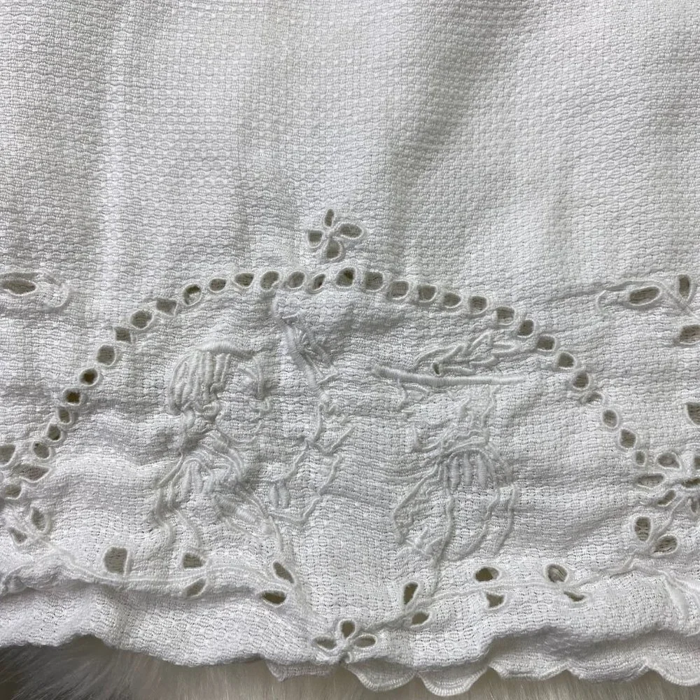 Vintage Pair of Embroidered Men w/ Hat Table Runners 17
